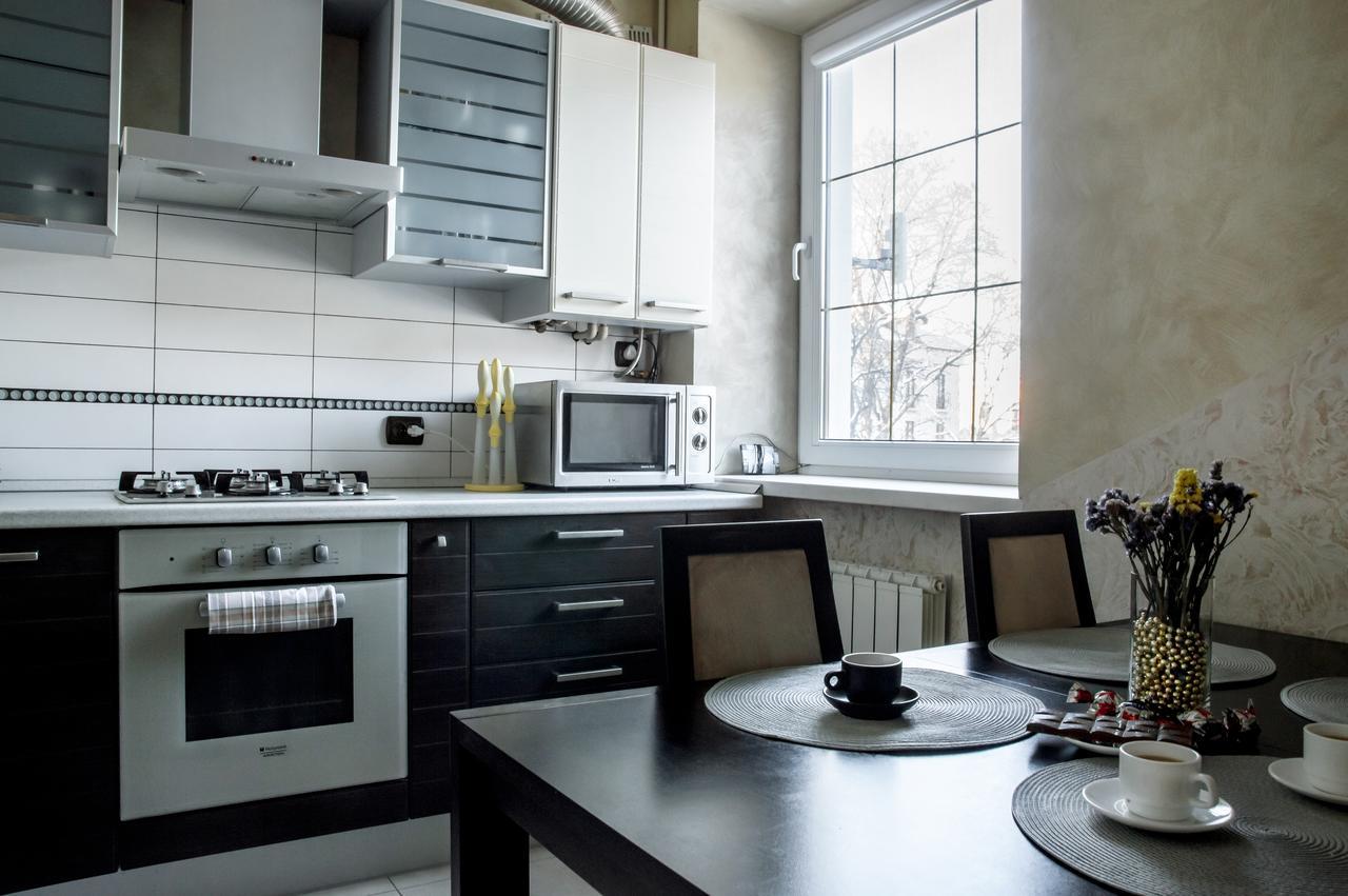 Old Town Apartment *